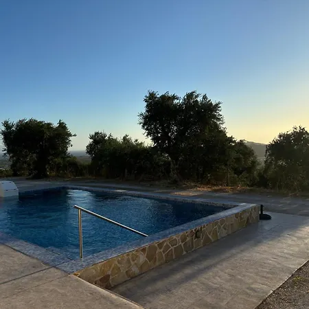 The Olive Pickers House Tatil Evi Pigadhákia